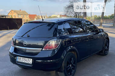 Хэтчбек Opel Astra 2013 в Виннице