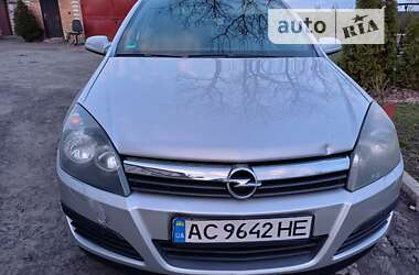 Универсал Opel Astra 2005 в Луцке