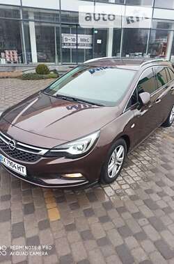 Универсал Opel Astra 2017 в Хмельницком