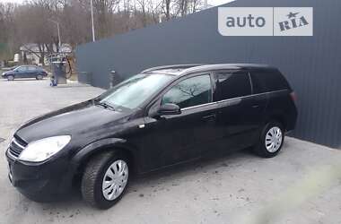 Універсал Opel Astra 2009 в Дрогобичі