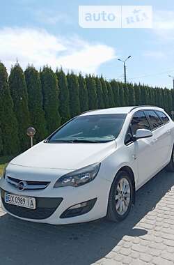 Універсал Opel Astra 2012 в Хмельницькому