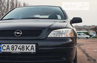 Седан Opel Astra 2008 в Черкасах