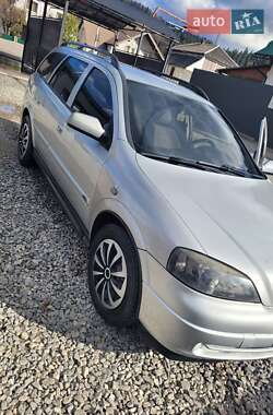 Универсал Opel Astra 2003 в Рахове