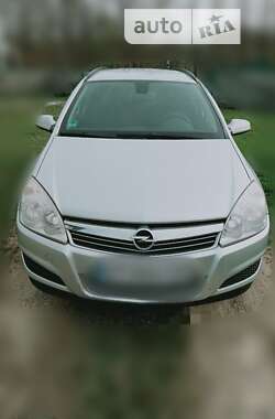 Універсал Opel Astra 2008 в Коломиї