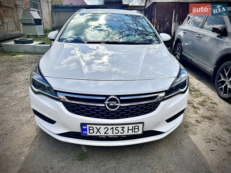 Універсал Opel Astra 2018 в Вінниці