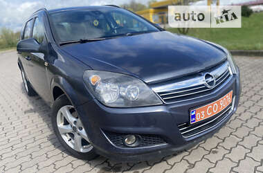 Универсал Opel Astra 2010 в Бродах