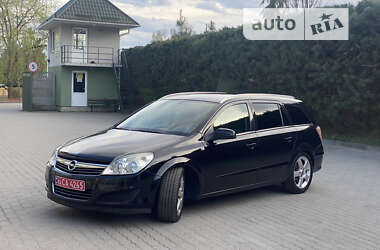 Універсал Opel Astra 2008 в Мостиській