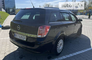 Универсал Opel Astra 2006 в Тернополе