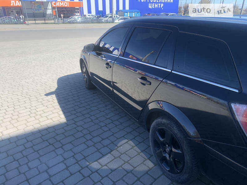 Универсал Opel Astra 2008 в Шепетовке