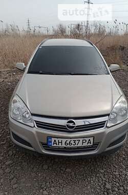 Универсал Opel Astra 2008 в Славянске