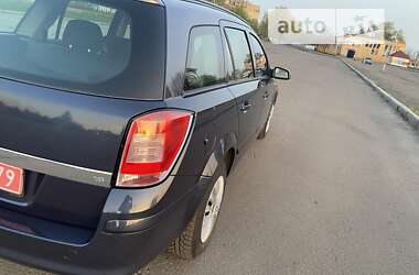 Універсал Opel Astra 2007 в Нововолинську