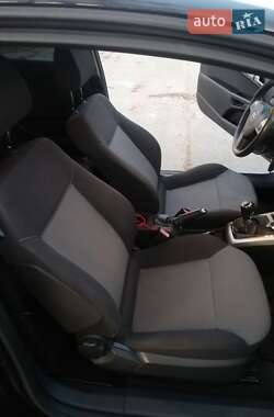 Хэтчбек Opel Astra 2008 в 