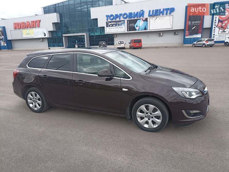 Универсал Opel Astra 2014 в Ковеле