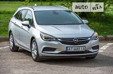 Универсал Opel Astra 2018 в Ивано-Франковске