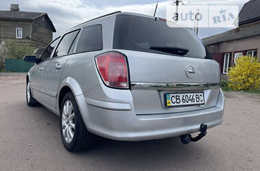 Универсал Opel Astra 2005 в Бахмаче