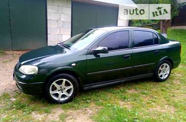 Седан Opel Astra 2001 в Косове