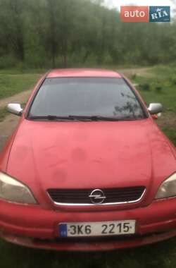 Хэтчбек Opel Astra 1999 в 