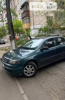 Opel Astra 2004