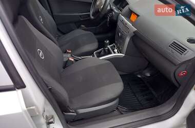 Универсал Opel Astra 2009 в 