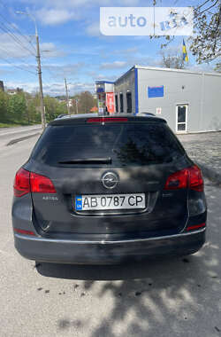 Универсал Opel Astra 2012 в Калиновке
