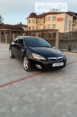 Хэтчбек Opel Astra 2009 в Староконстантинове