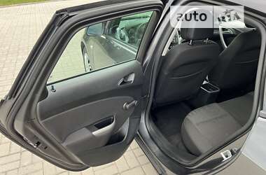 Хэтчбек Opel Astra 2012 в Житомире