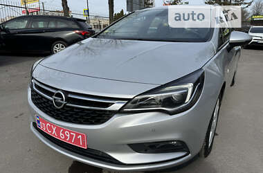 Универсал Opel Astra 2018 в Хмельницком