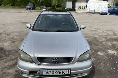 Хэтчбек Opel Astra 2001 в Мироновке