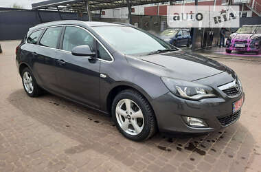 Opel Astra 2011