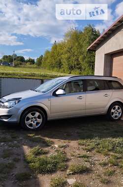 Opel Astra 2010