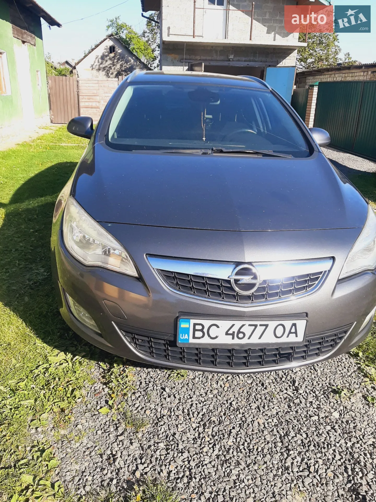 2012 Opel Astra - фото 1