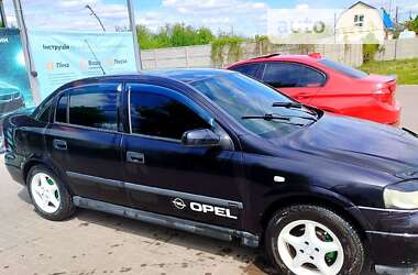 Седан Opel Astra 2003 в Золотоноше