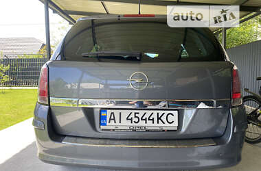 Универсал Opel Astra 2005 в Боярке