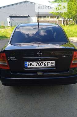 Седан Opel Astra 2007 в Львове