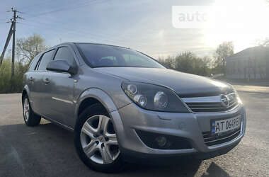 Универсал Opel Astra 2010 в Городенке