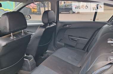 Хетчбек Opel Astra 2006 в Харкові