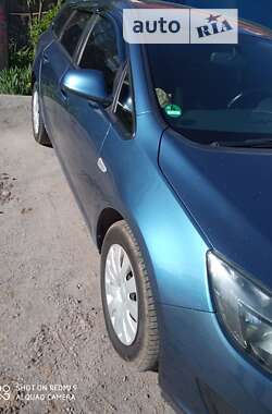 Opel Astra 2014