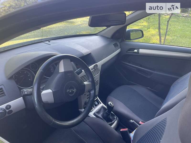 Универсал Opel Astra 2008 в Косове