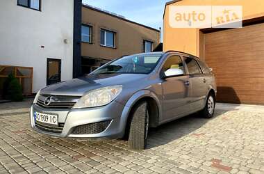 Універсал Opel Astra 2008 в Хусті