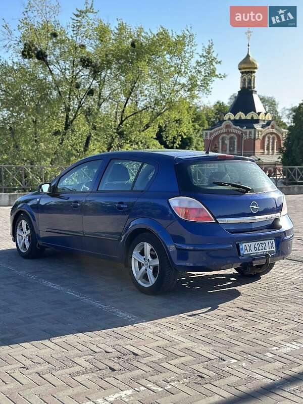 Хетчбек Opel Astra 2006 в Харкові