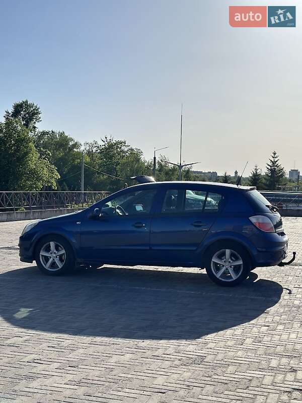 Хетчбек Opel Astra 2006 в Харкові