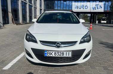 Універсал Opel Astra 2016 в Гощі