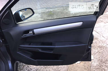 Универсал Opel Astra 2007 в 