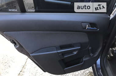 Универсал Opel Astra 2007 в 