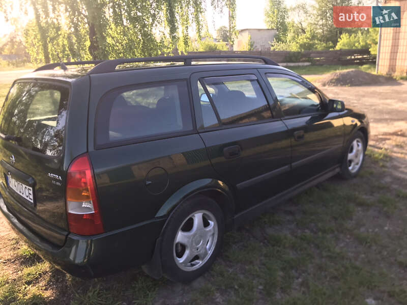 Универсал Opel Astra 1999 в Костополе