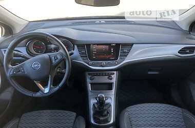 Универсал Opel Astra 2018 в Рожище