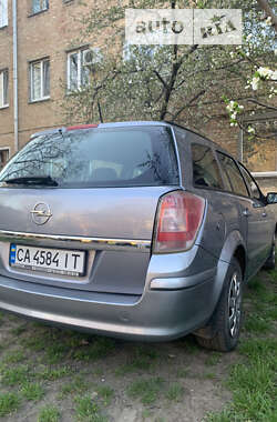 Універсал Opel Astra 2007 в Черкасах