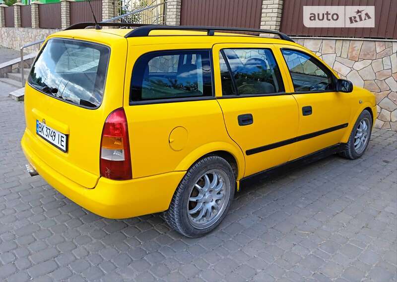 Универсал Opel Astra 2001 в Каменец-Подольском