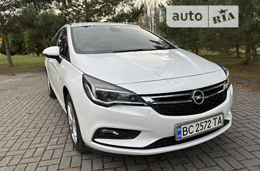 Универсал Opel Astra 2019 в Дрогобыче