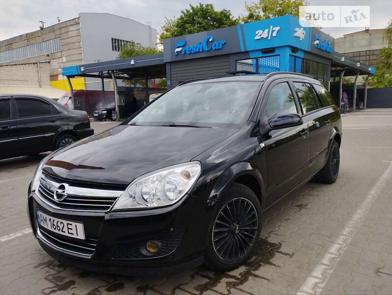 Универсал Opel Astra 2007 в Житомире